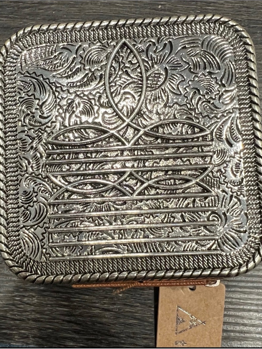 Intricate Silver-Tone Embossed Compact Case